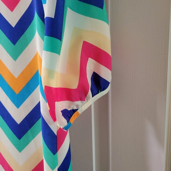 fab'rik | Chevron Multicolor Shift Dress - Picture 9 of 11
